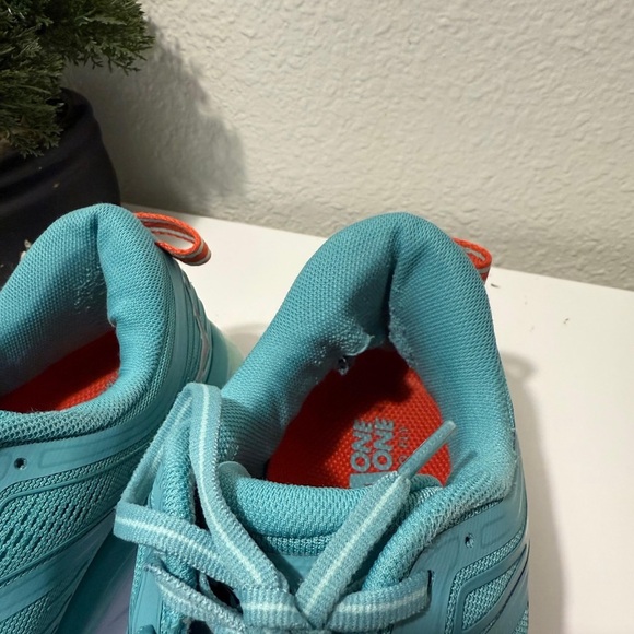 Hoka bondi 7 😍Teal Athletic Shoes - Picture 5 of 8
